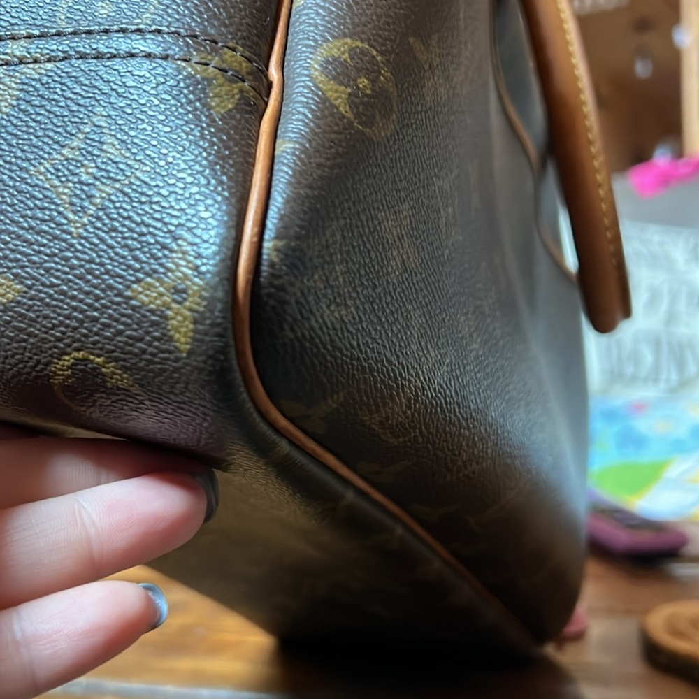 Louis Vuitton Deauville Monogram Bowler Bag - Picture 10 of 16